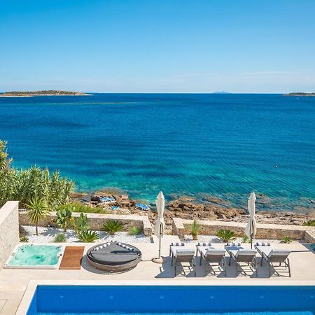 Villa Carisma Island Віс Екстер'єр фото