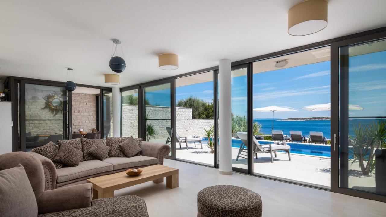 Villa Carisma Island Віс Екстер'єр фото