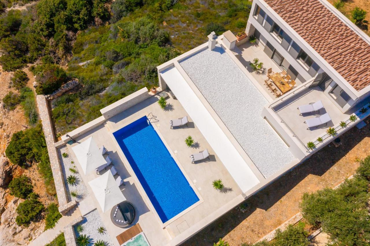 Villa Carisma Island Віс Екстер'єр фото