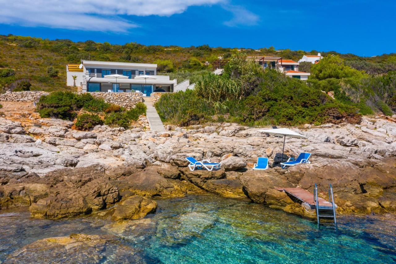 Villa Carisma Island Віс Екстер'єр фото